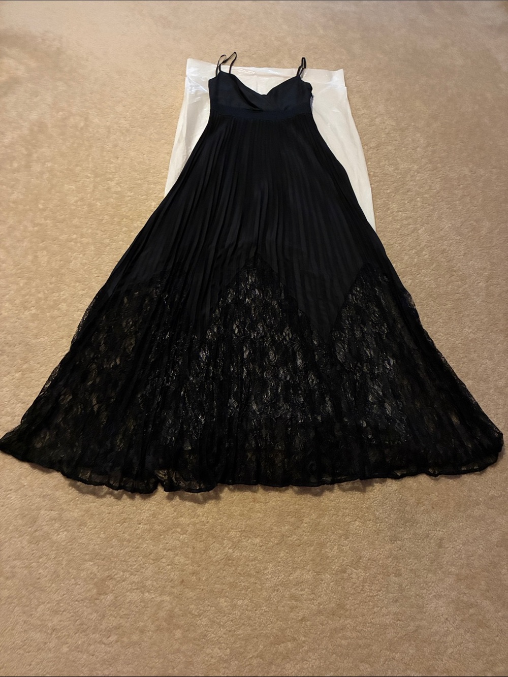 Black Lace Hem Pleated evening dress